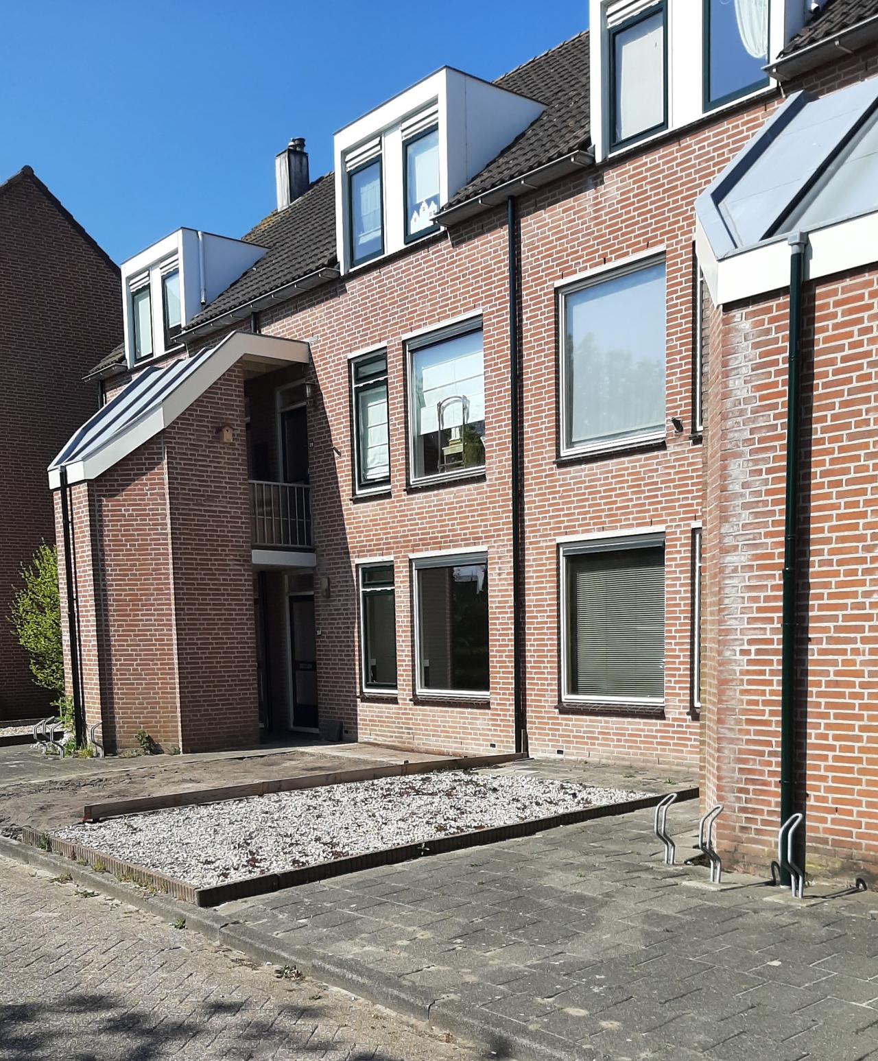 housePhoto