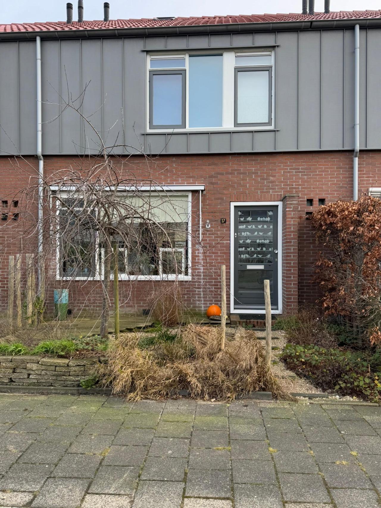 housePhoto