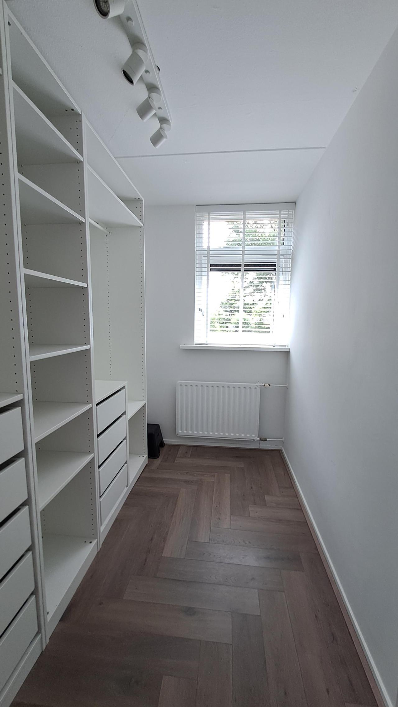 housePhoto
