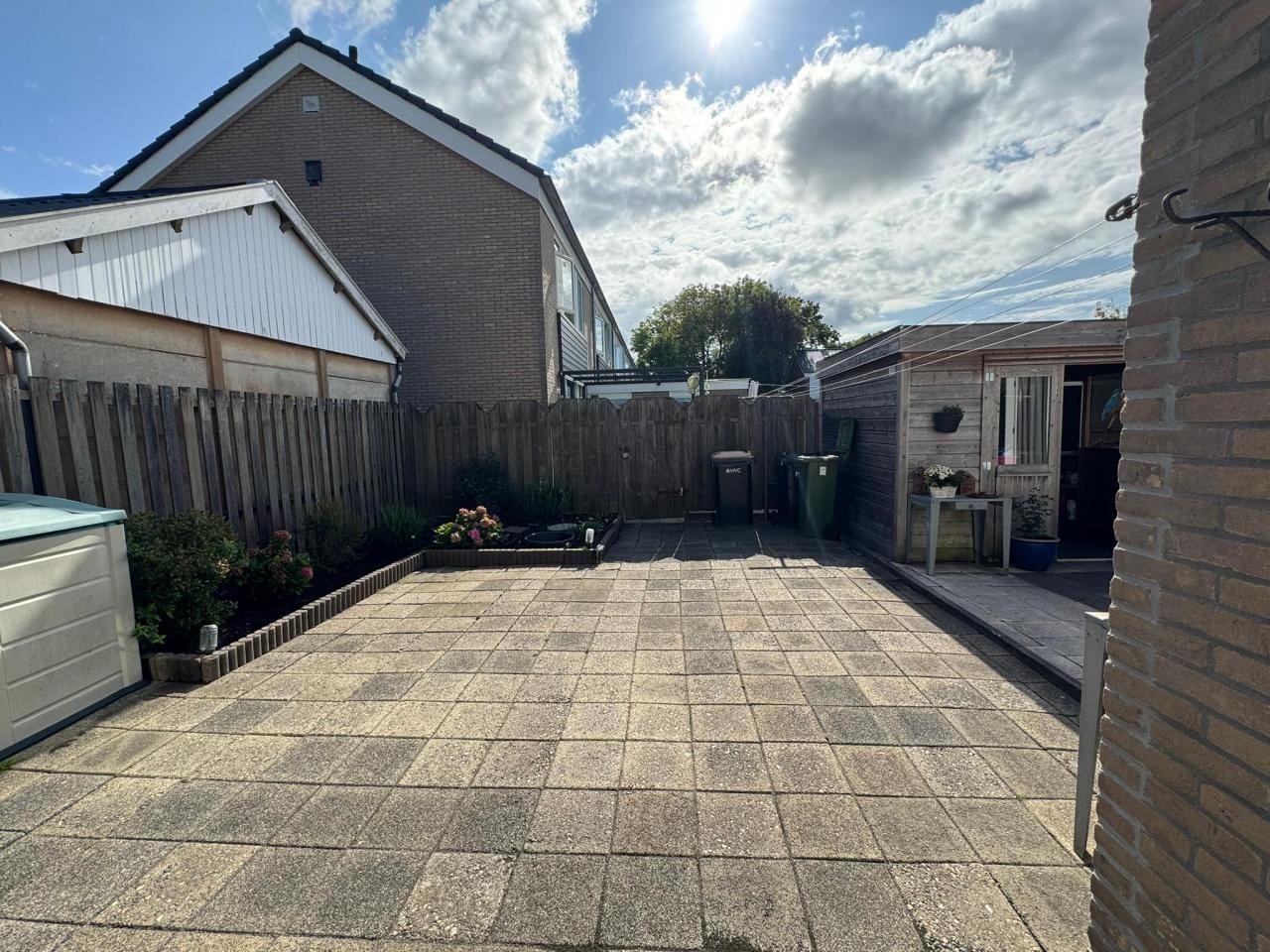 Dirk C. Rezelmanstraat 23