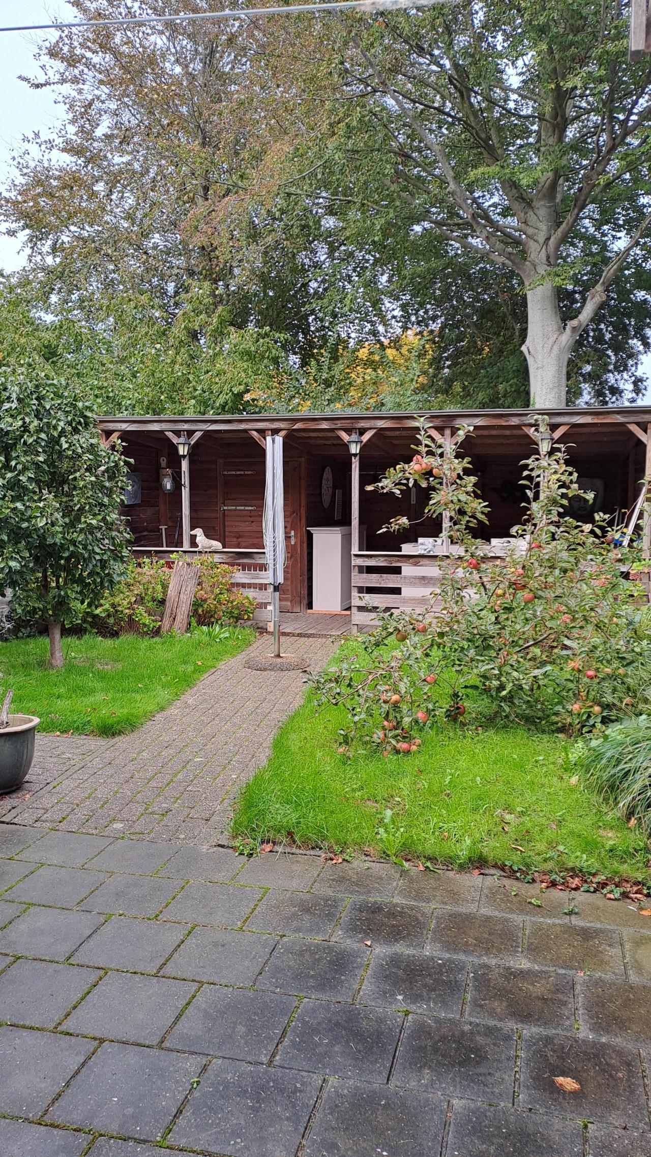 housePhoto