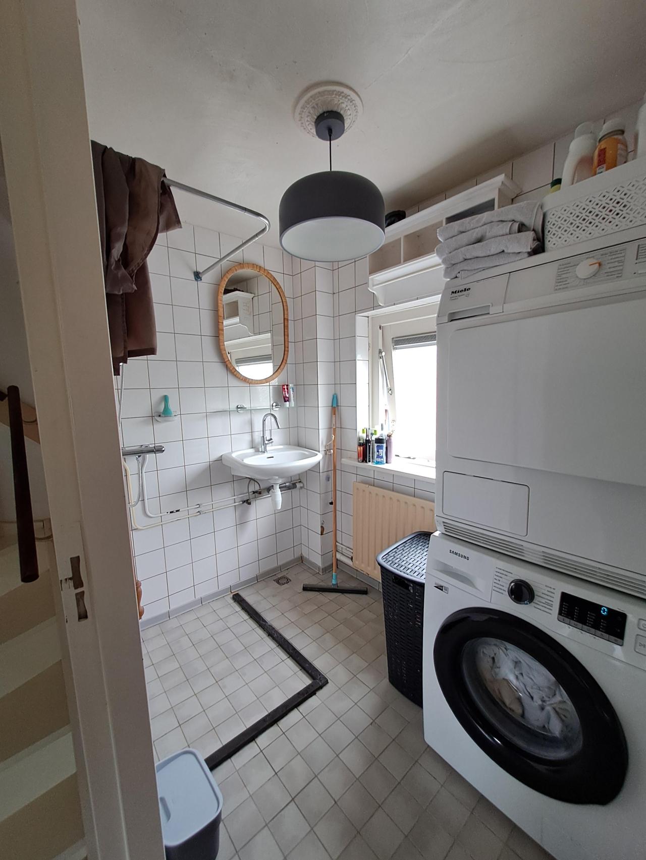 housePhoto