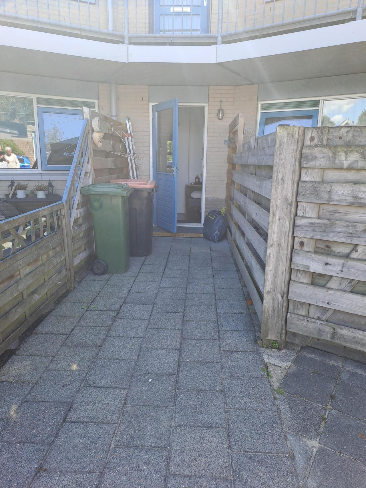 housePhoto