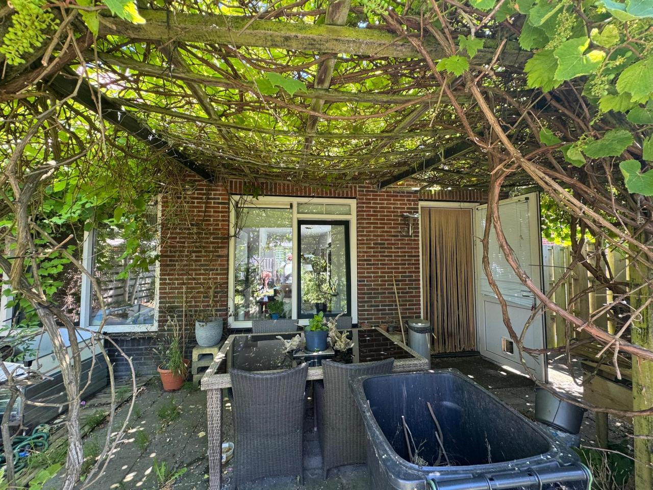 housePhoto