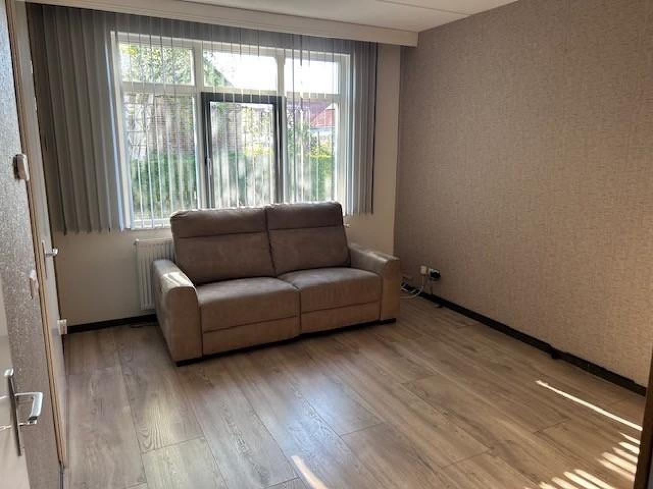 housePhoto
