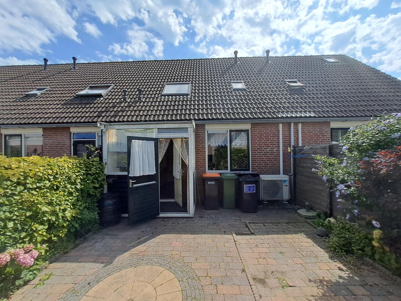 housePhoto