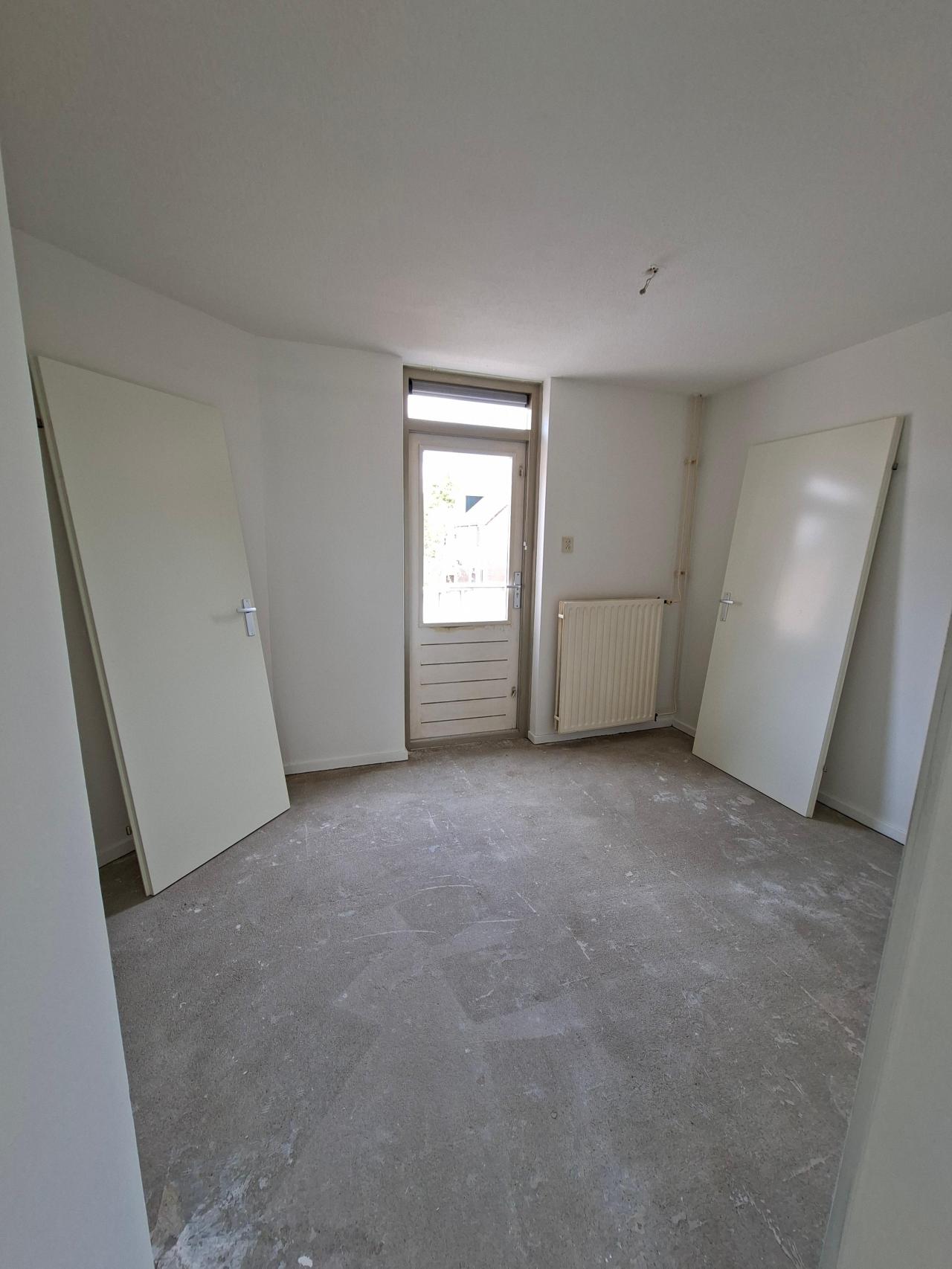 housePhoto