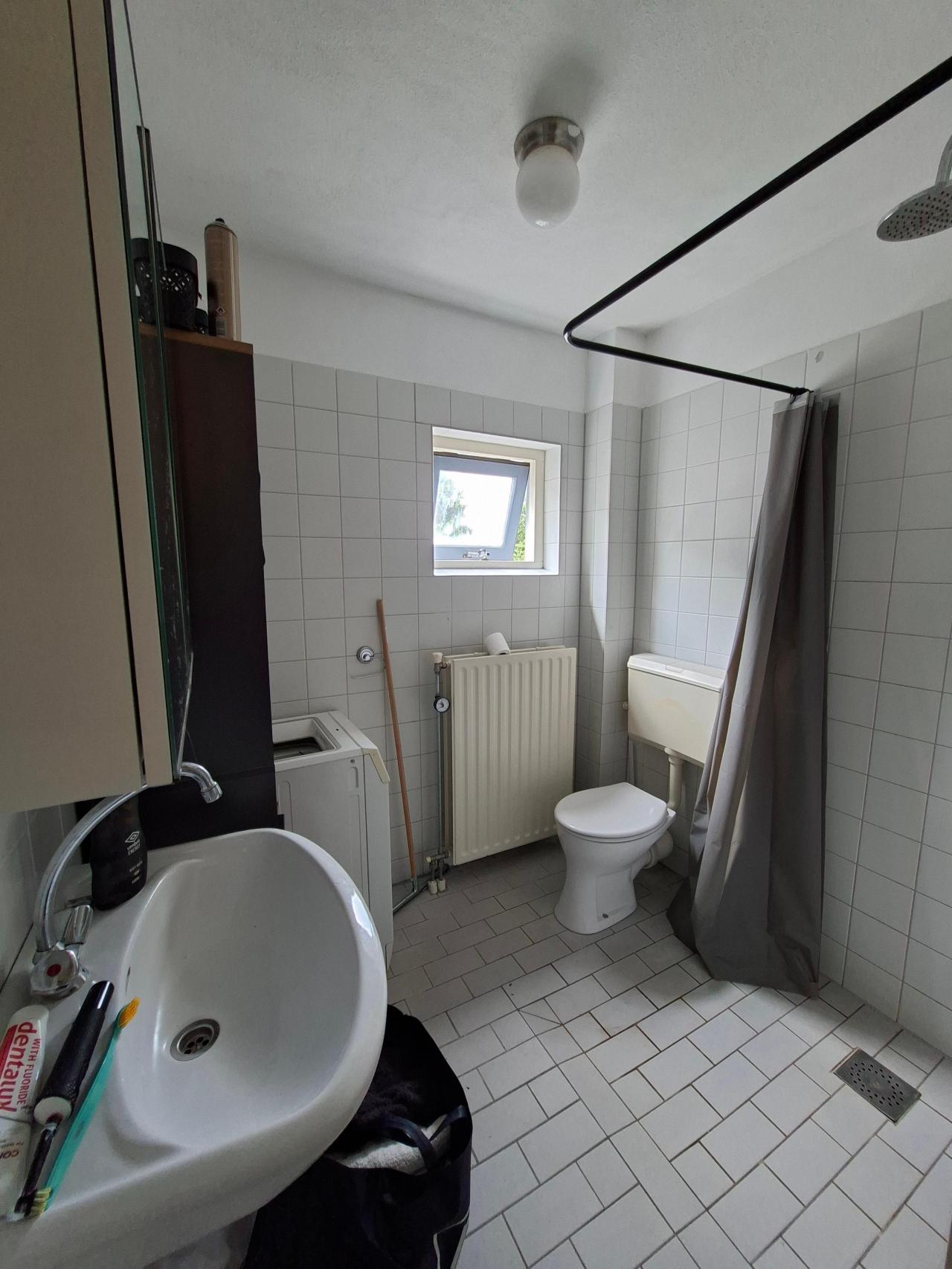housePhoto