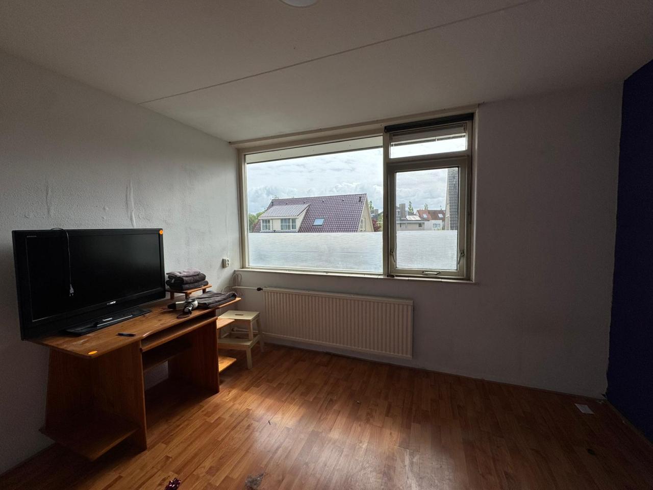 housePhoto