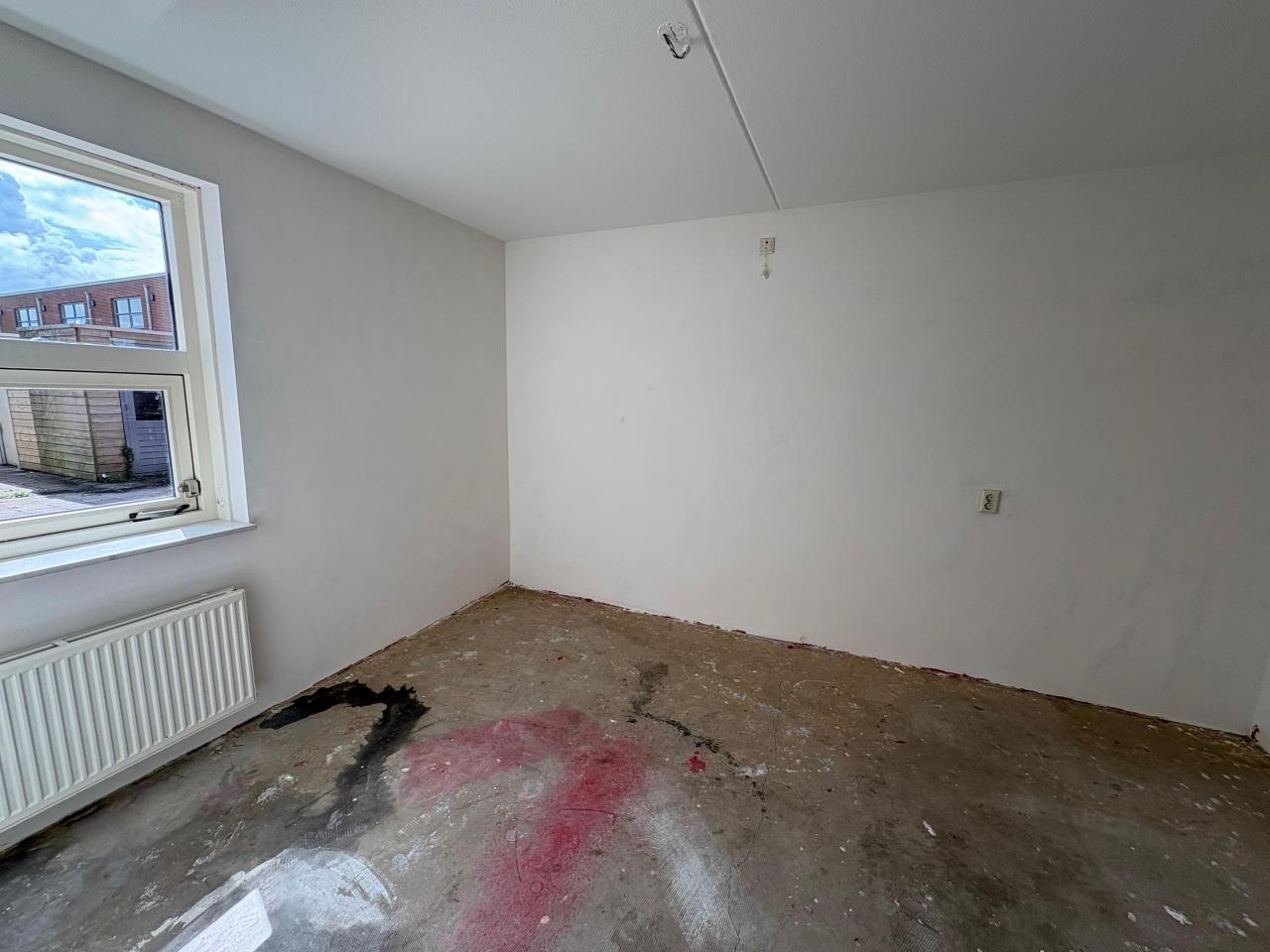 housePhoto