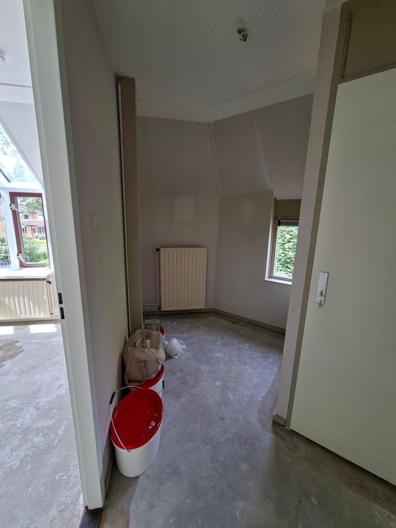 housePhoto