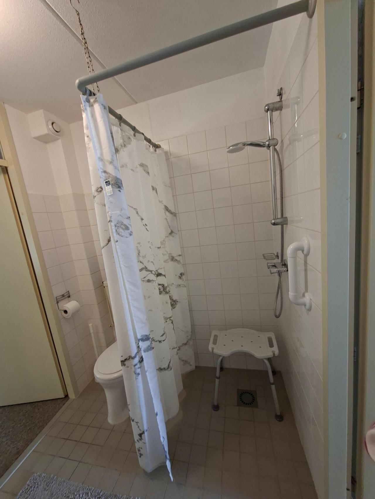 housePhoto