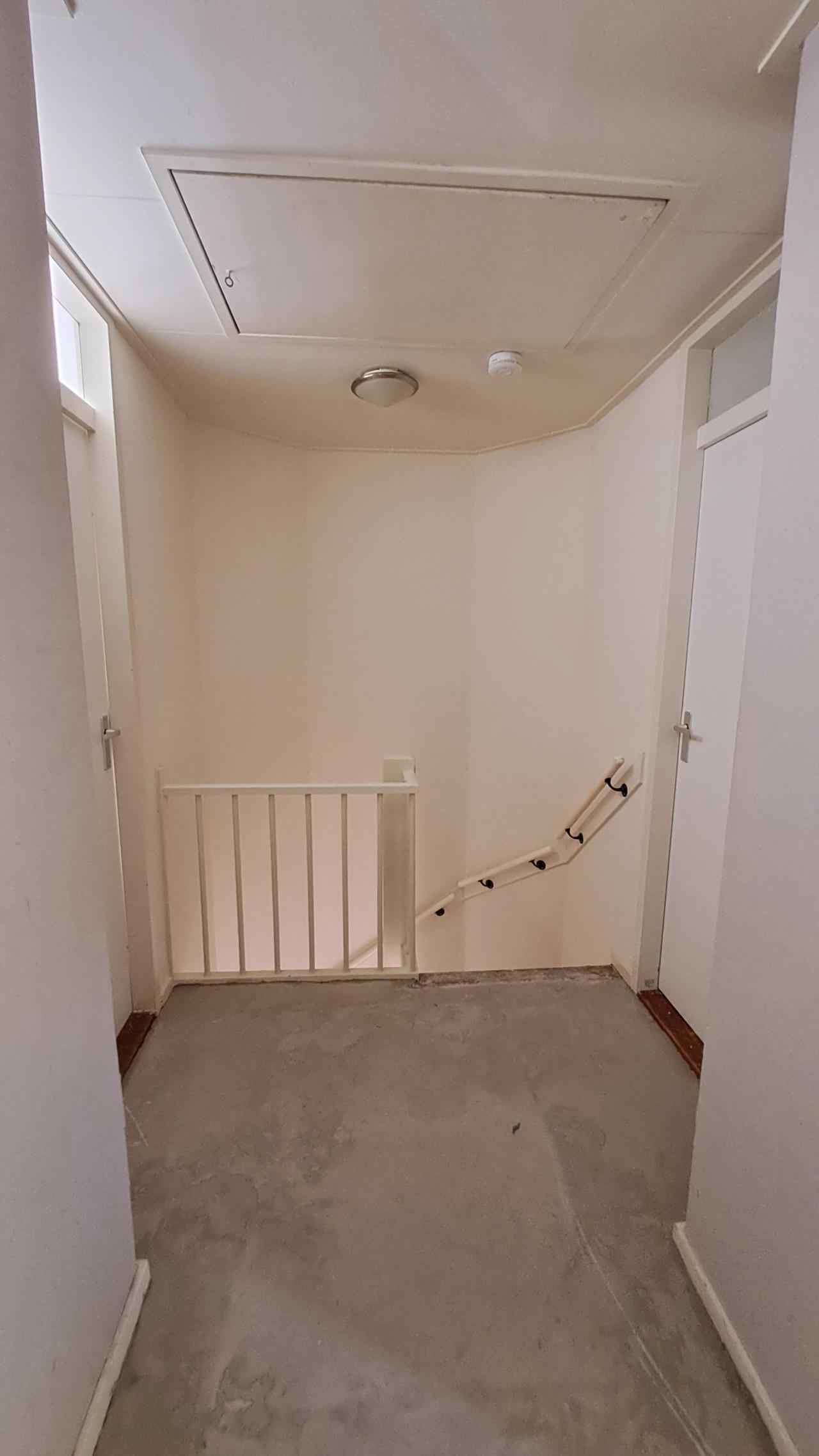housePhoto