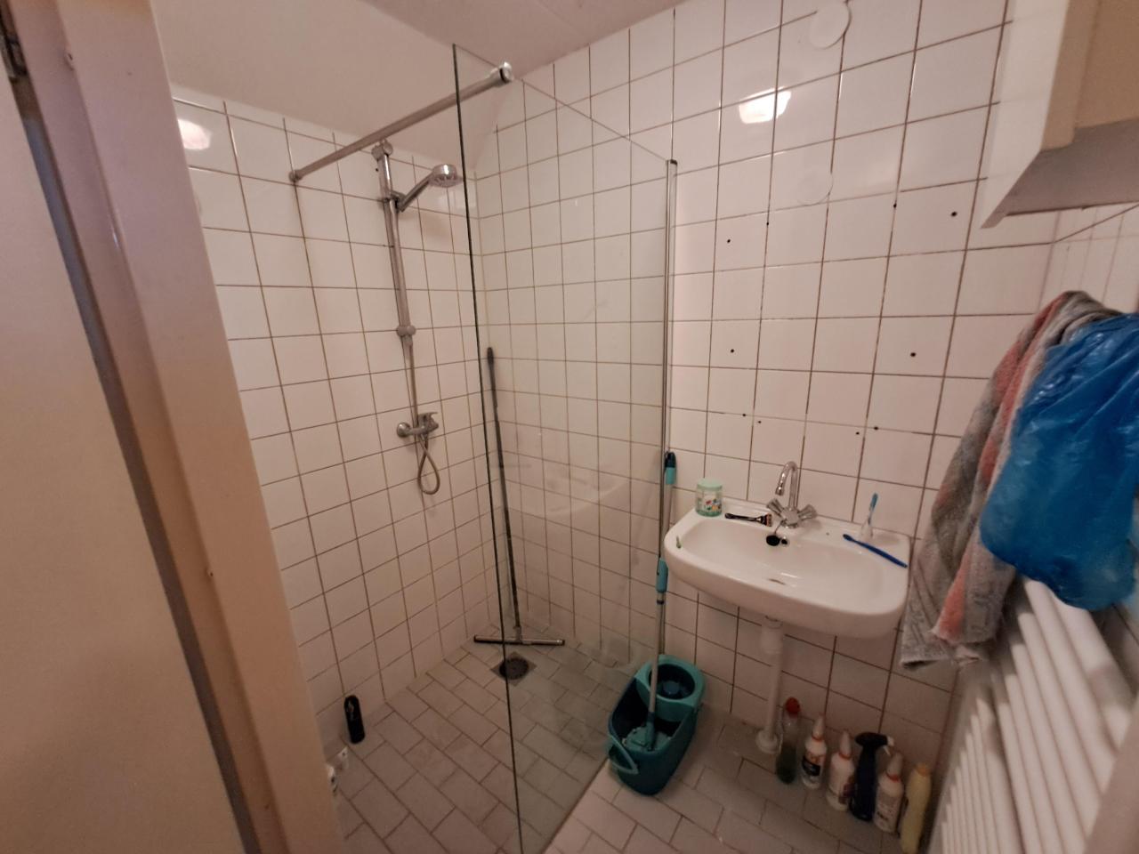housePhoto