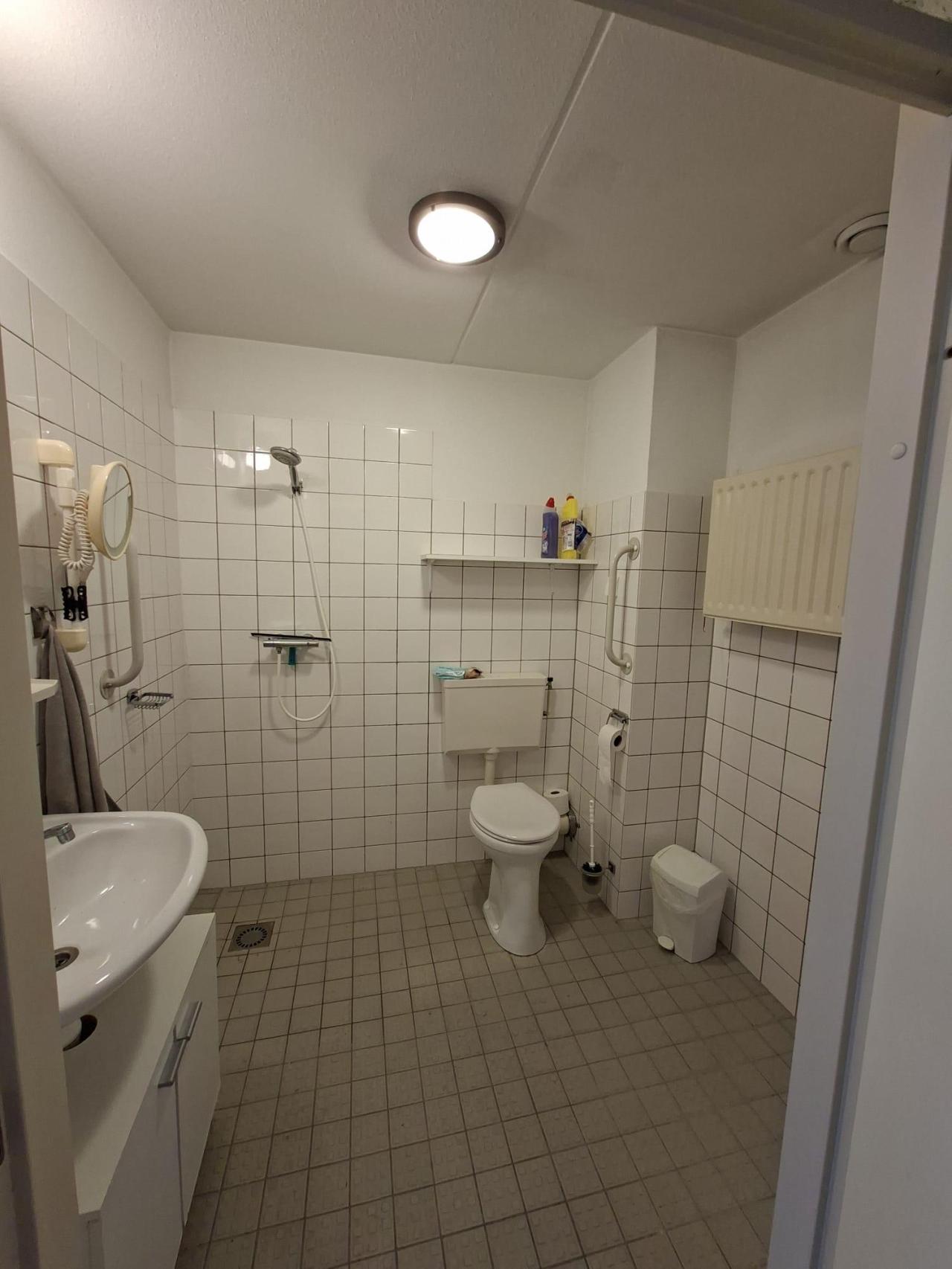 housePhoto