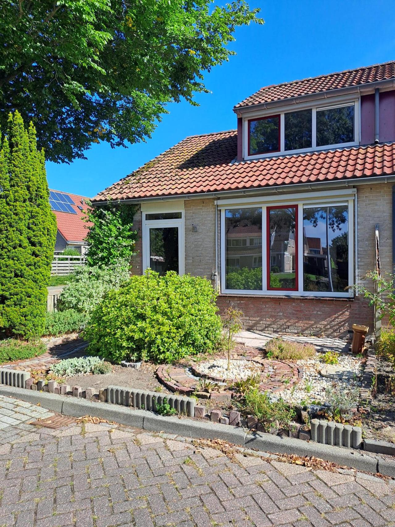 Rozenweid 1, 1733 LS Nieuwe Niedorp, Nederland