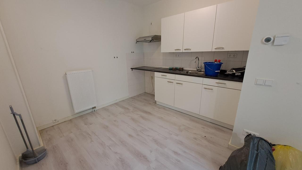 housePhoto