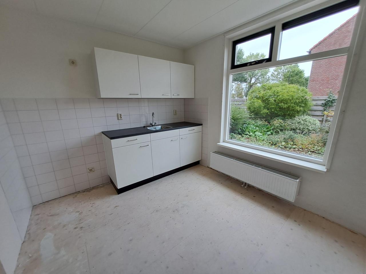housePhoto