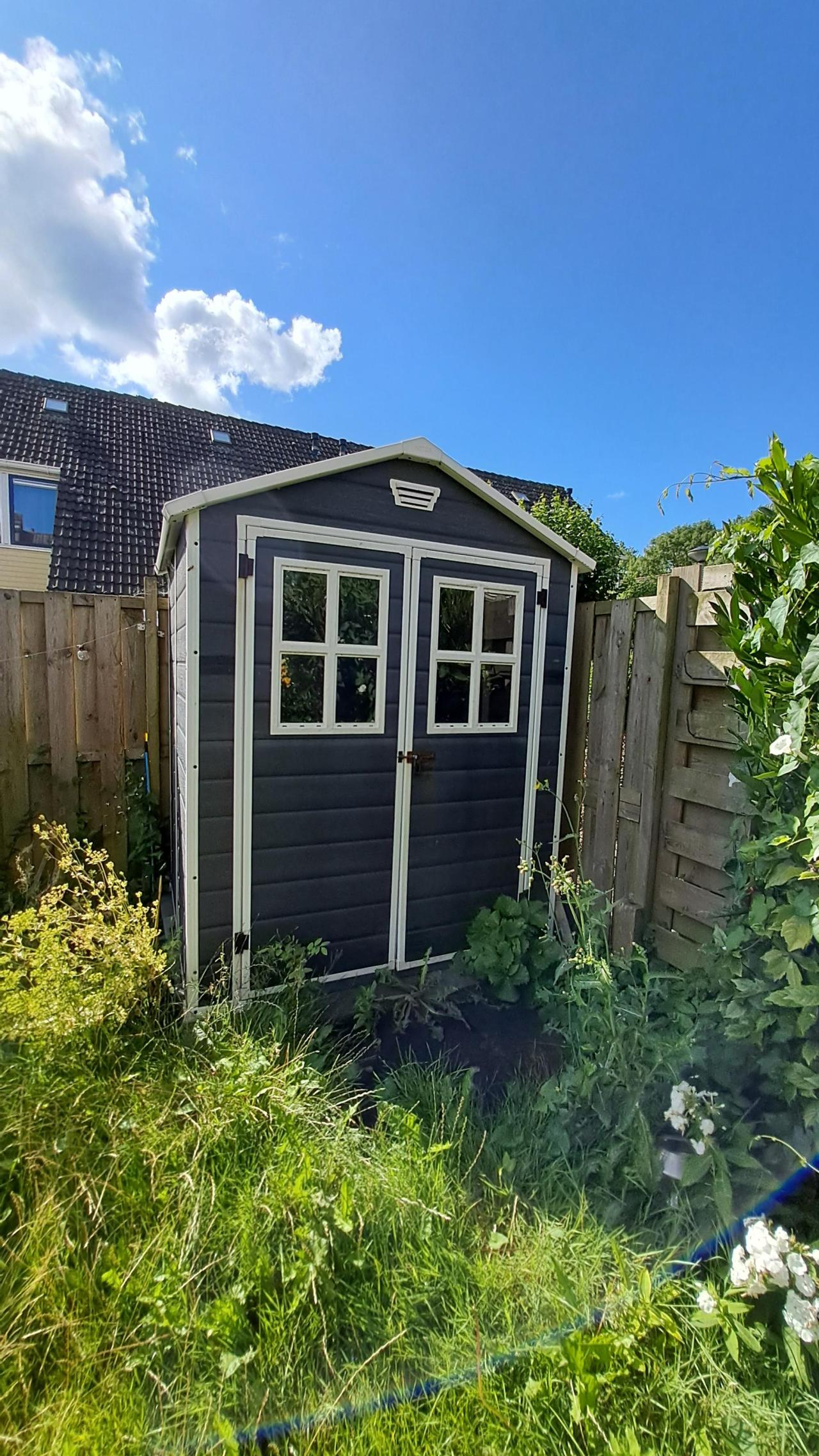housePhoto