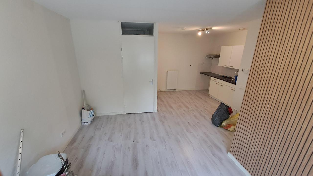 housePhoto