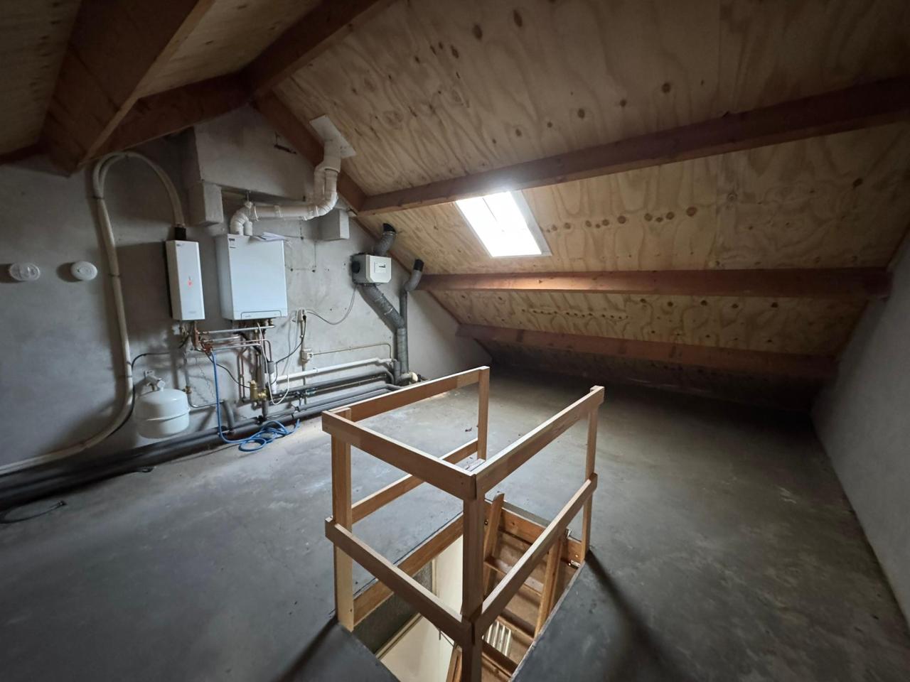 housePhoto