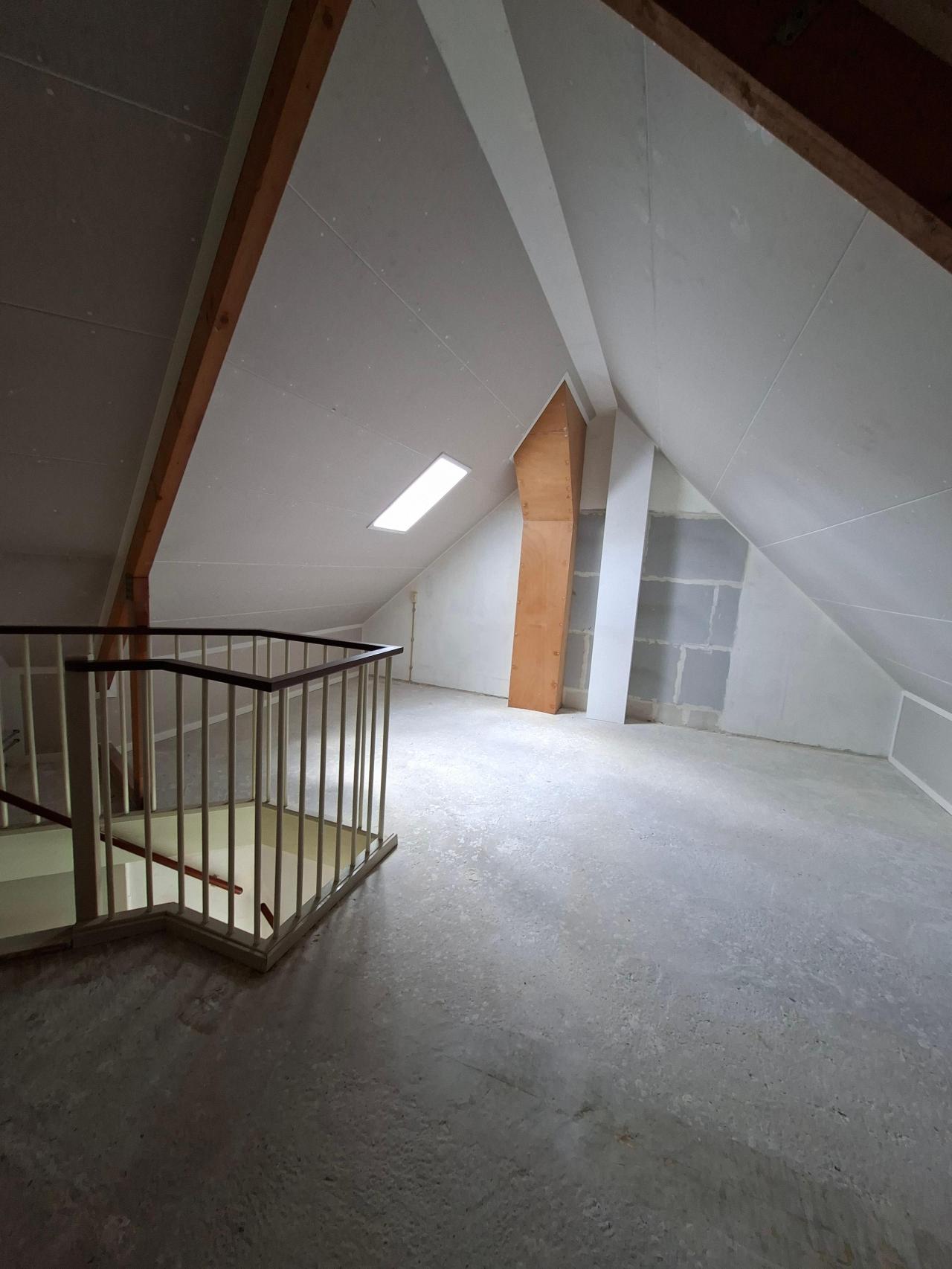 housePhoto