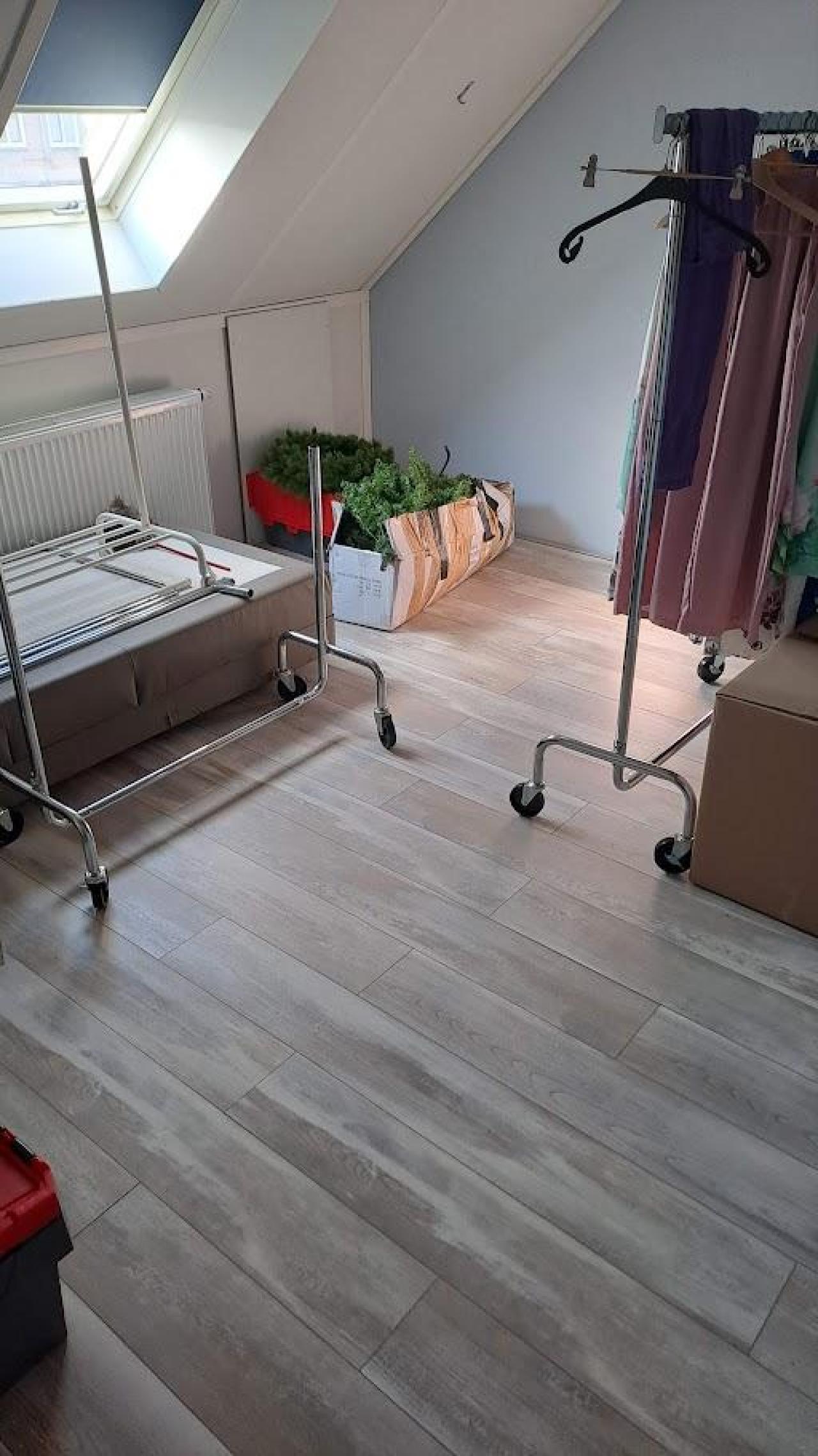 housePhoto