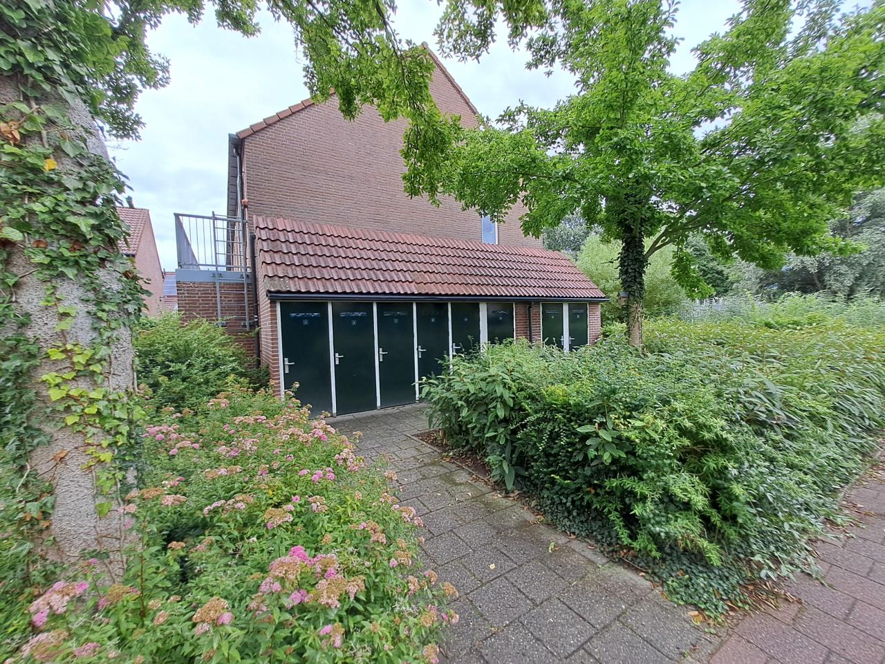 housePhoto