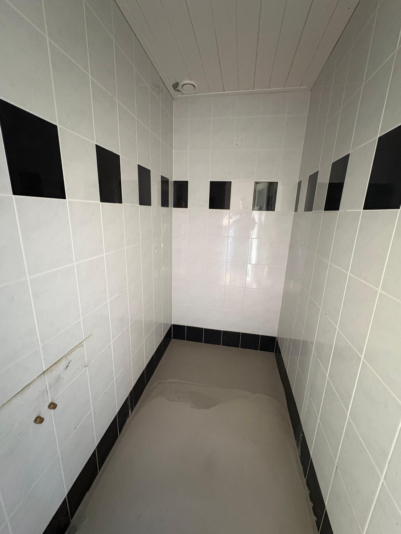 housePhoto