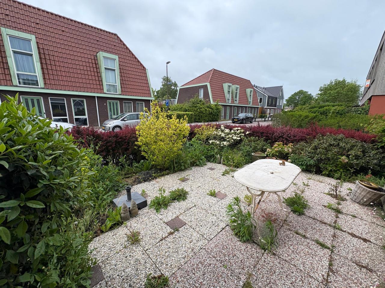 housePhoto