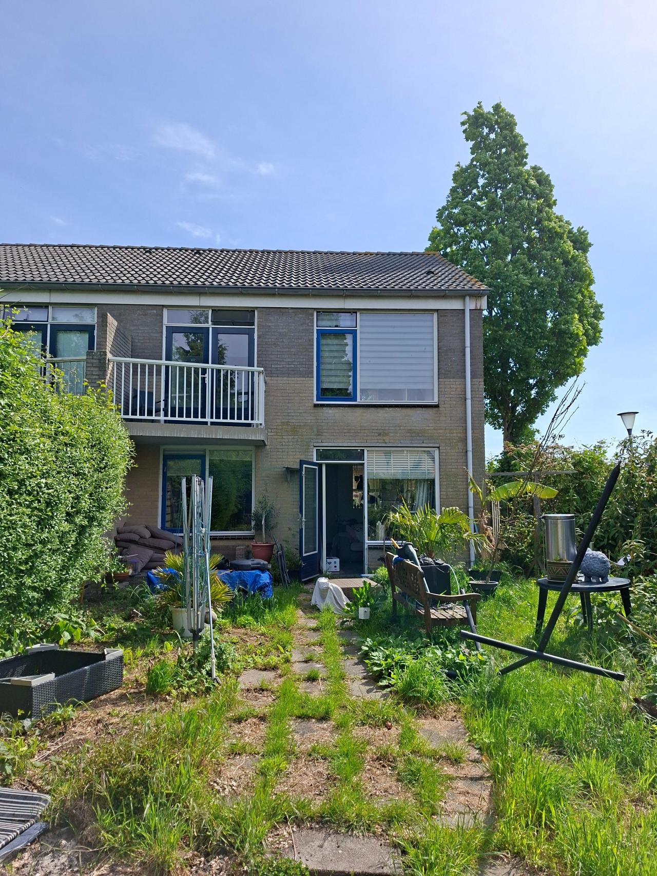 housePhoto
