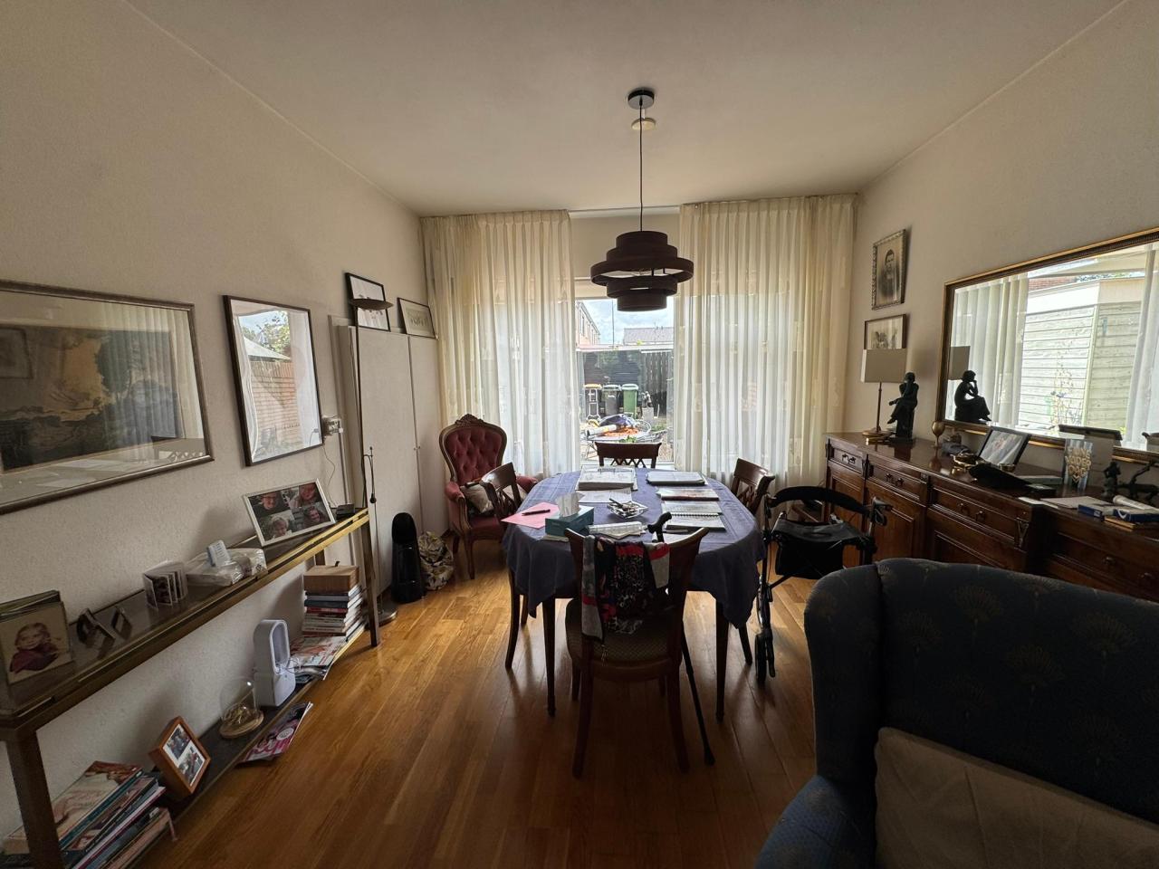 housePhoto