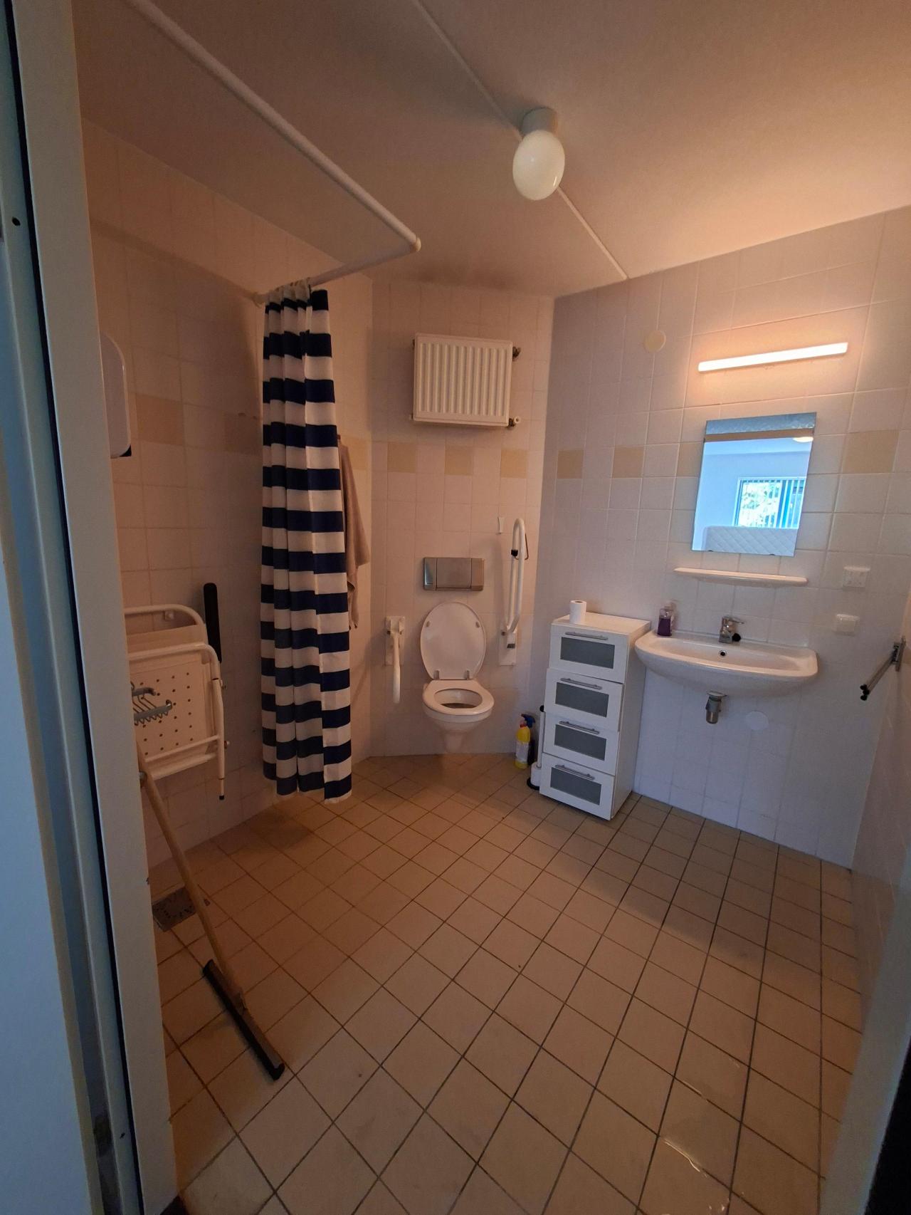 housePhoto