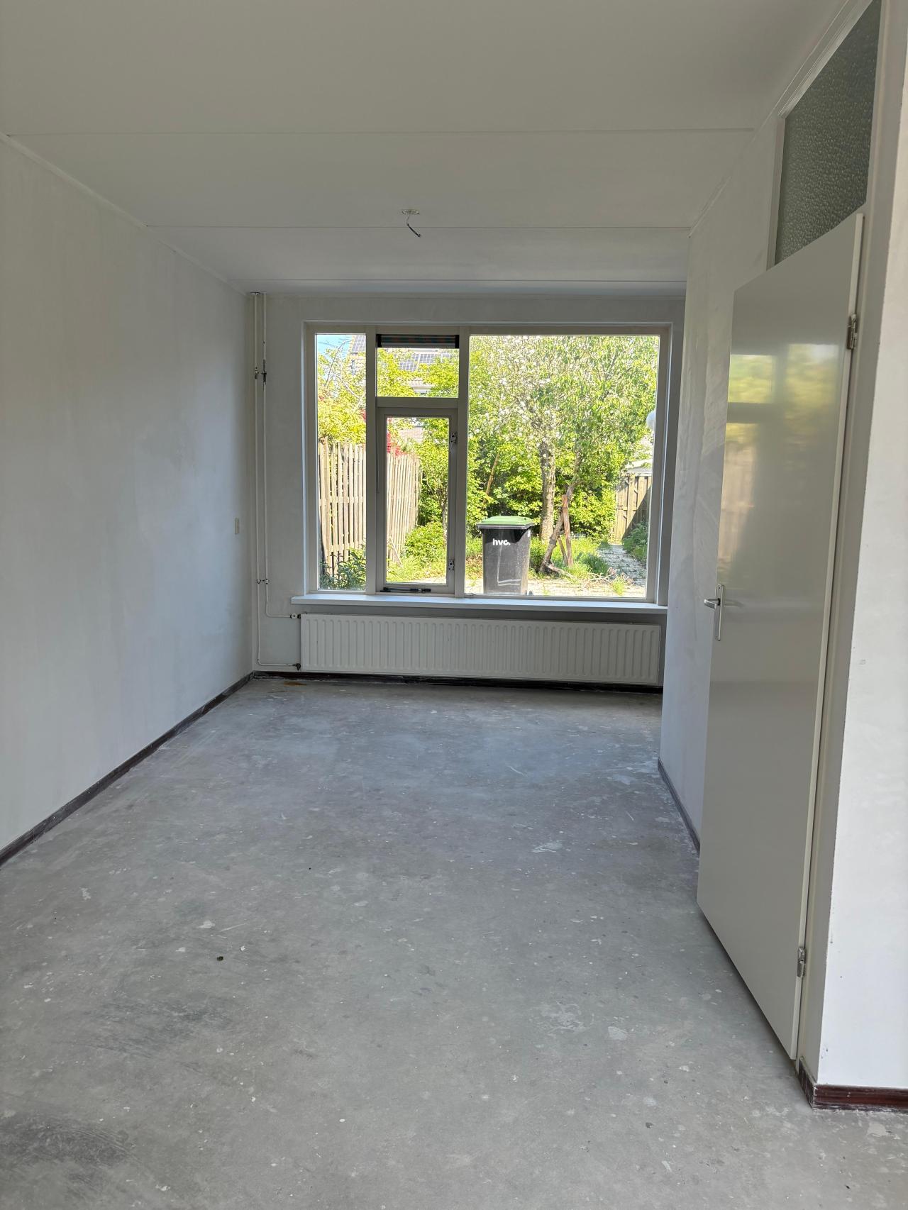 housePhoto