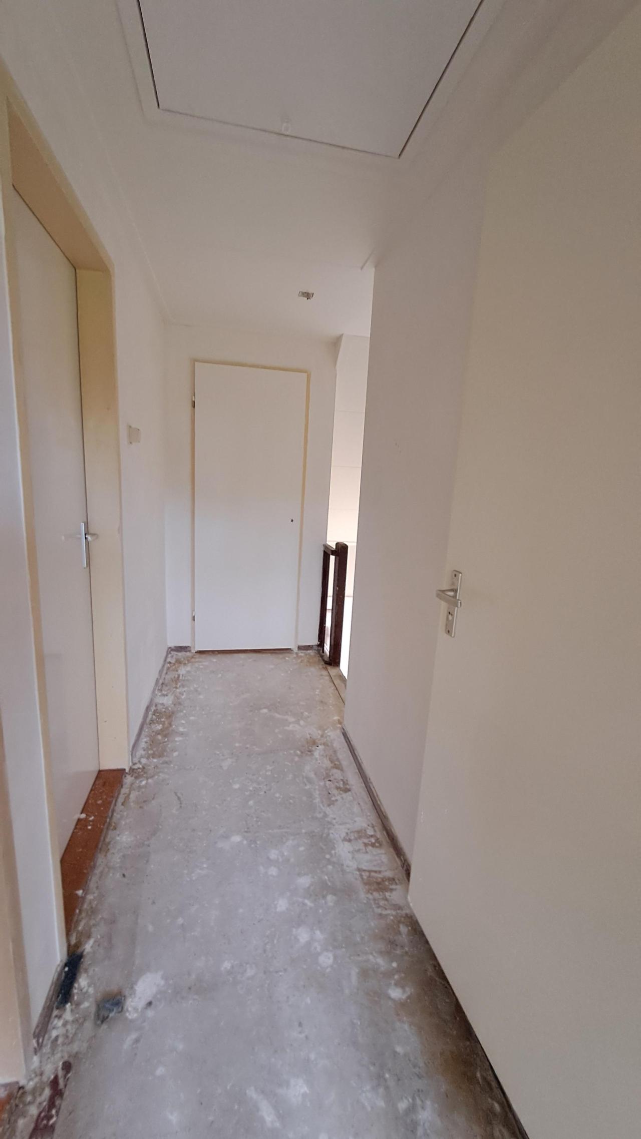 housePhoto