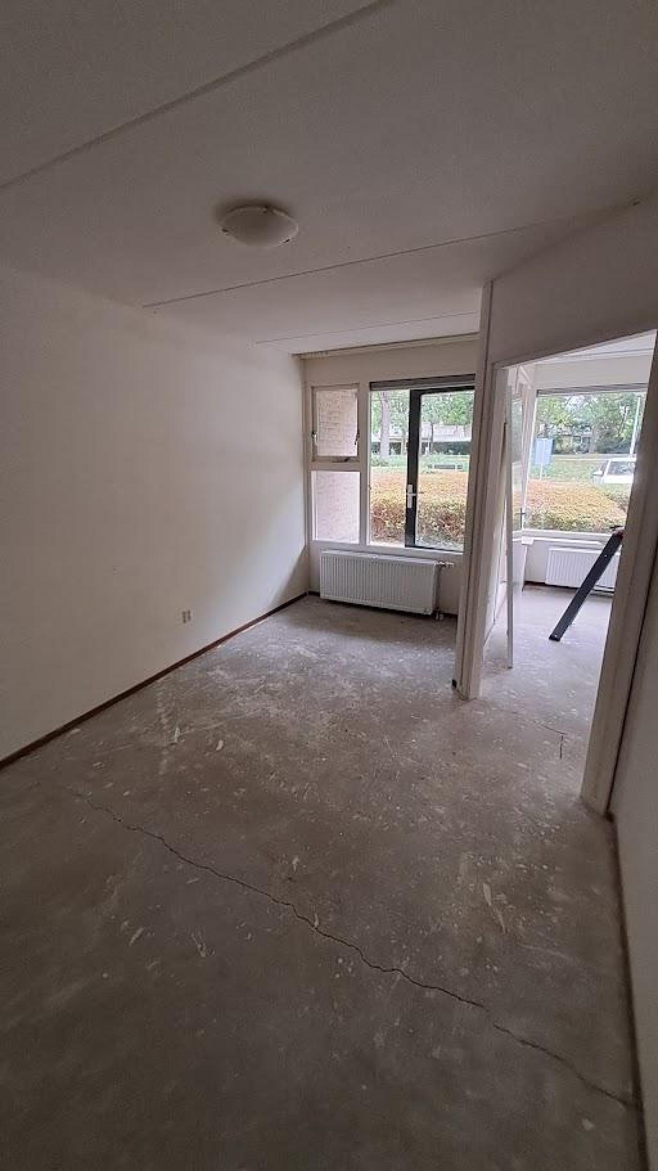 housePhoto