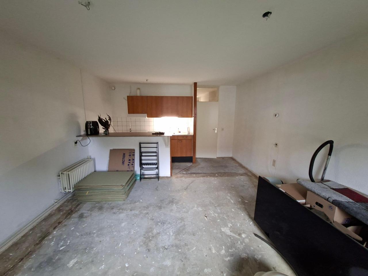 housePhoto