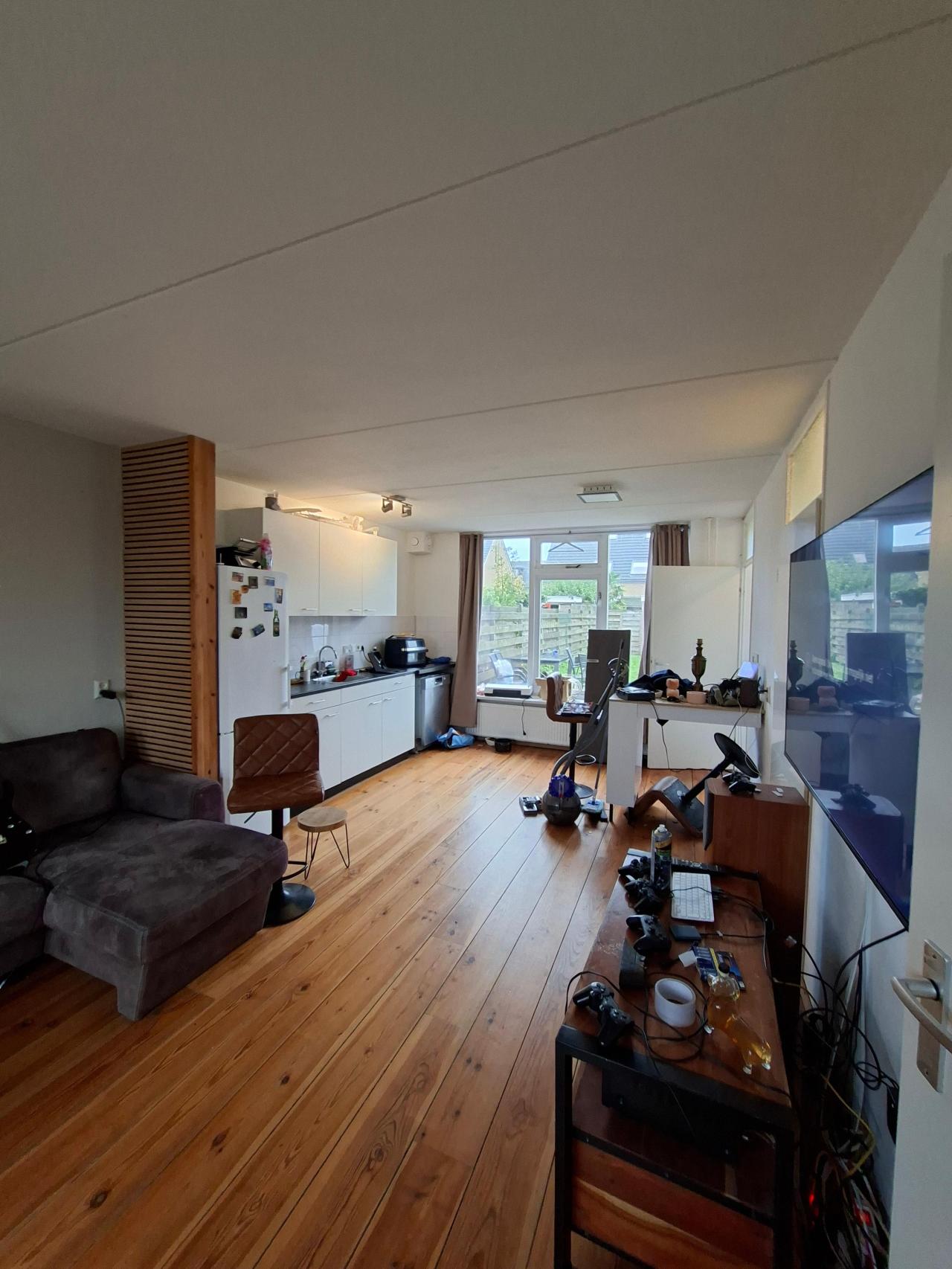 housePhoto
