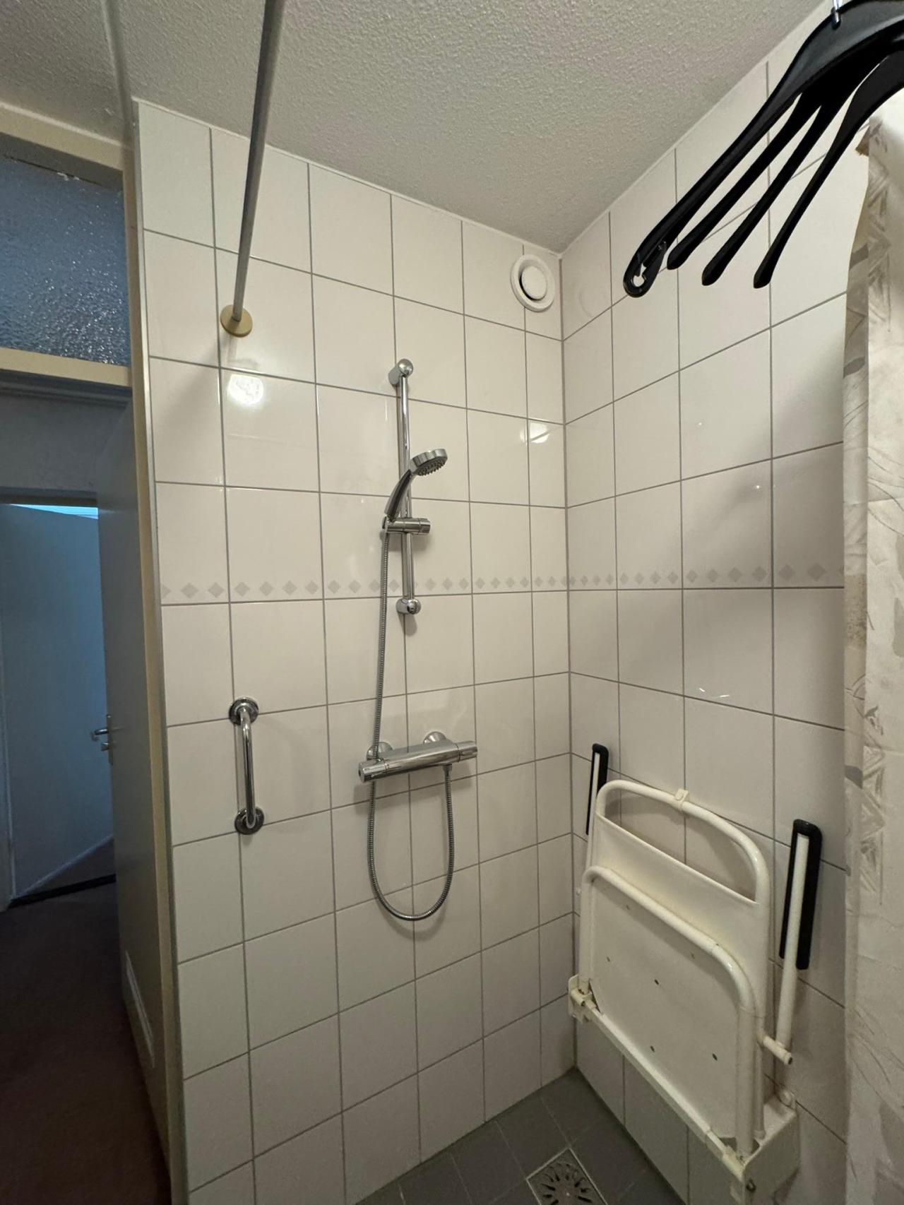 housePhoto