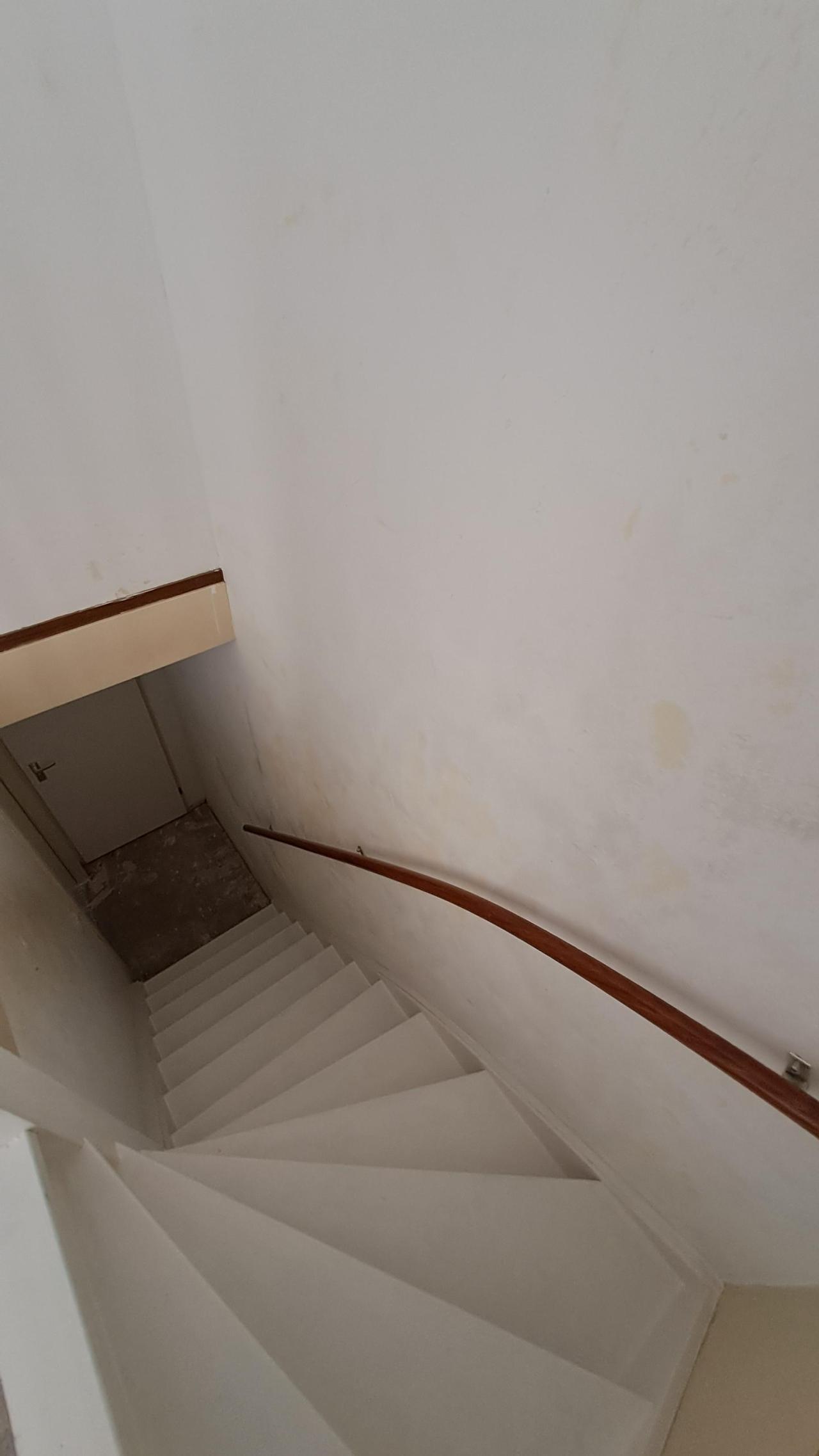 housePhoto