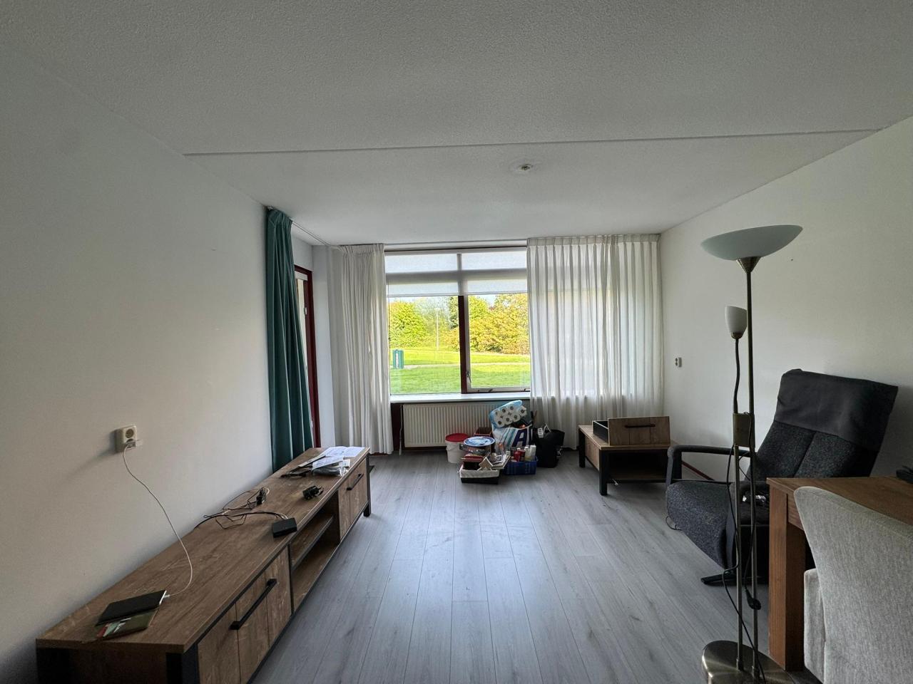 housePhoto