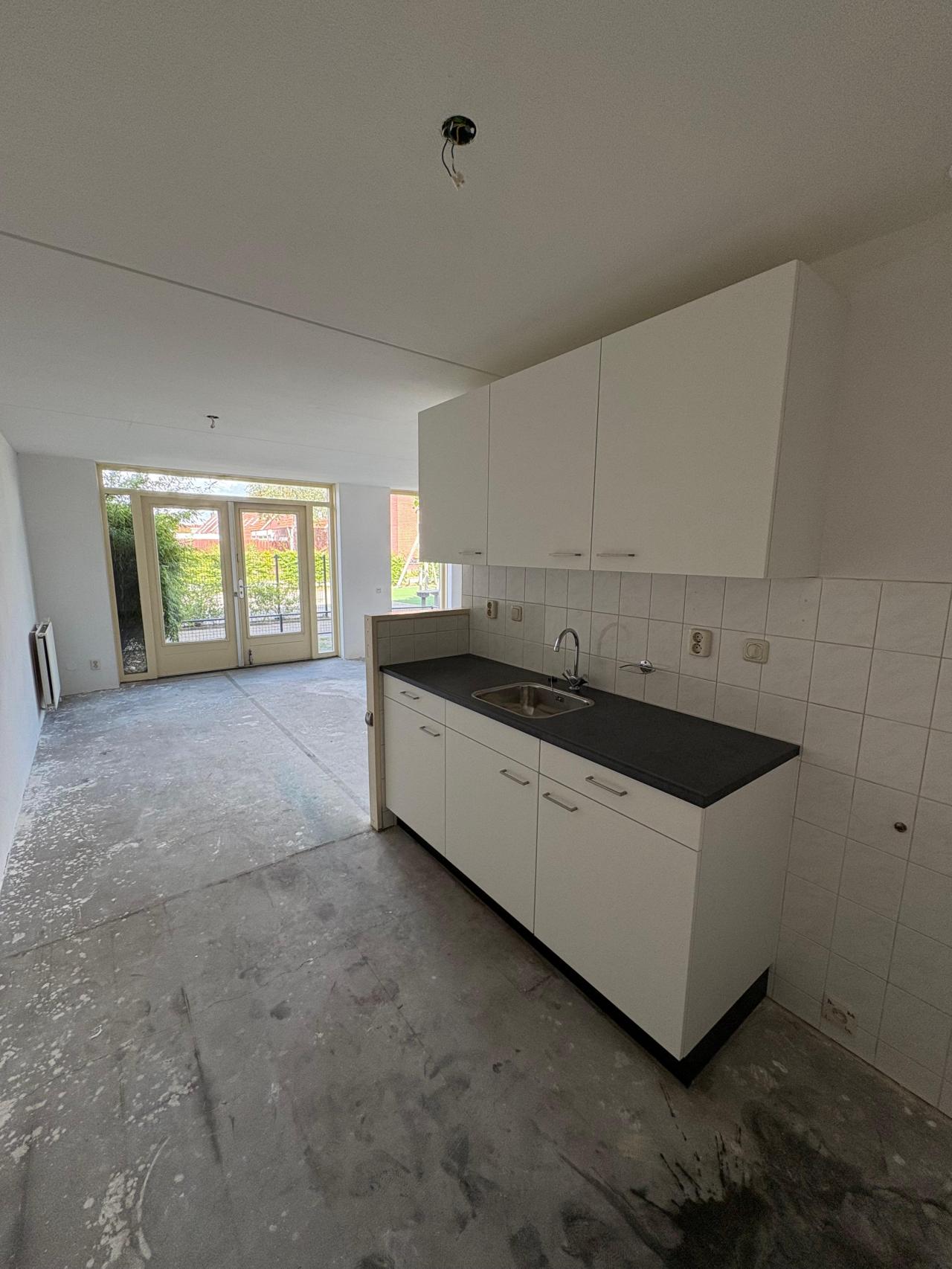 housePhoto