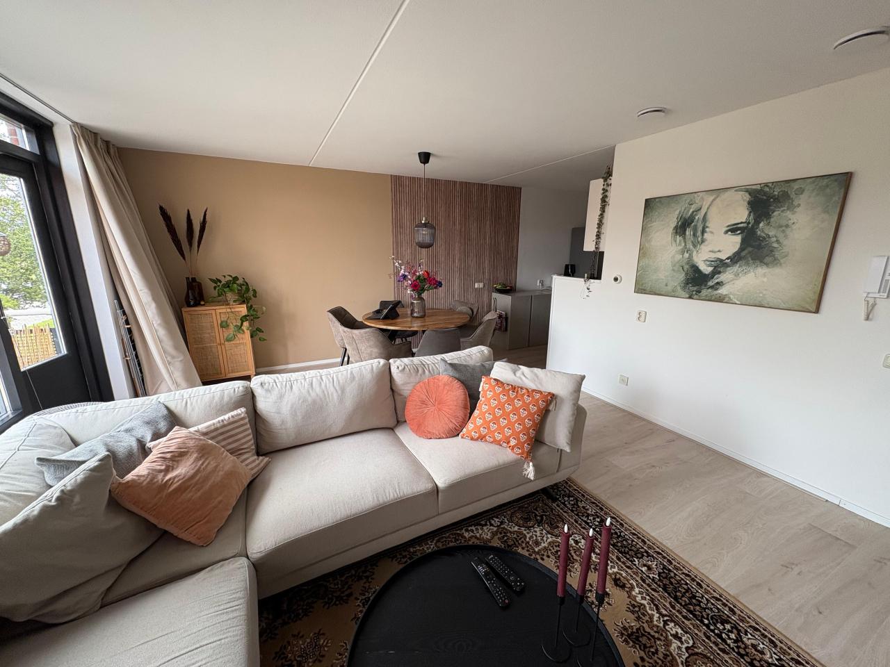 housePhoto