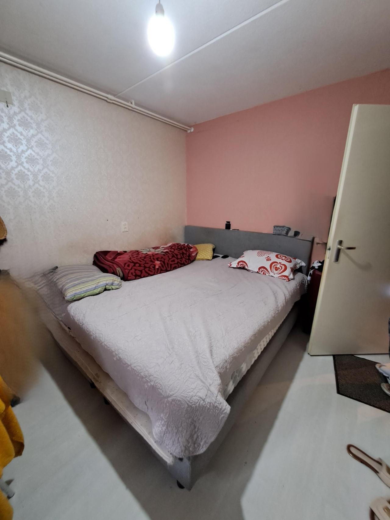housePhoto