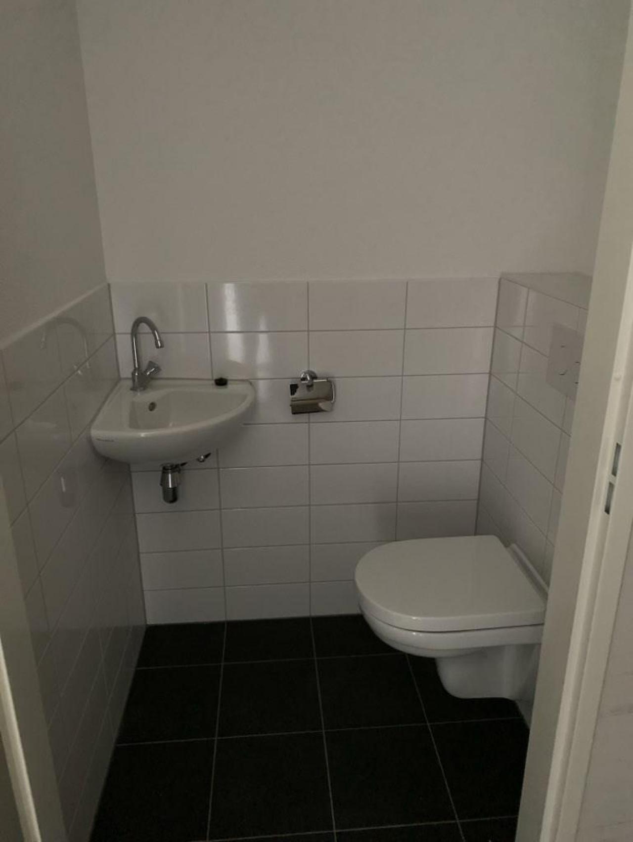 housePhoto