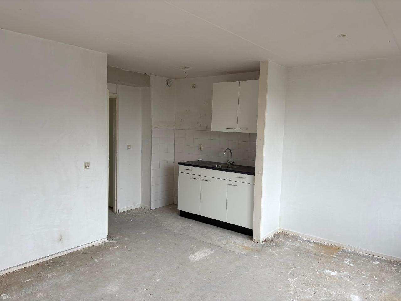 housePhoto