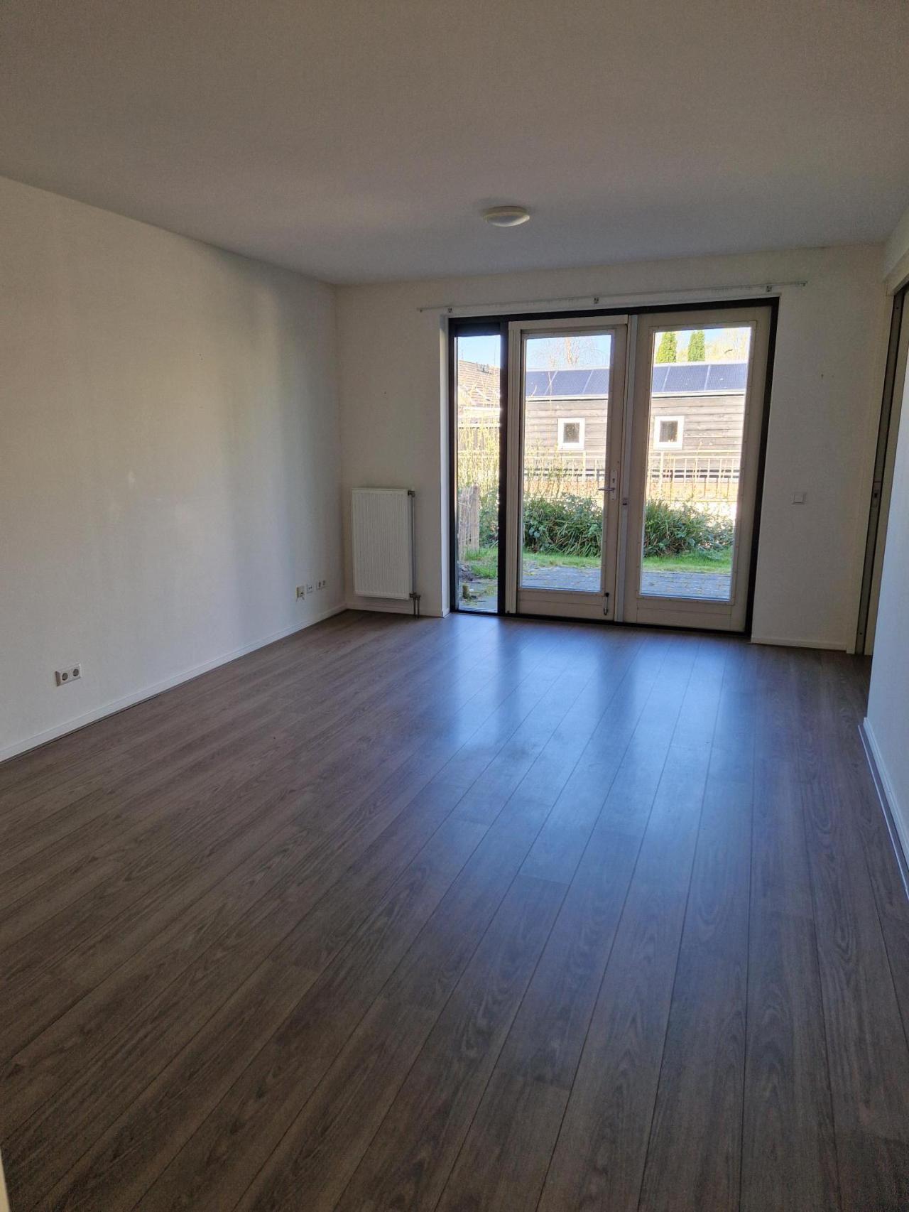 housePhoto