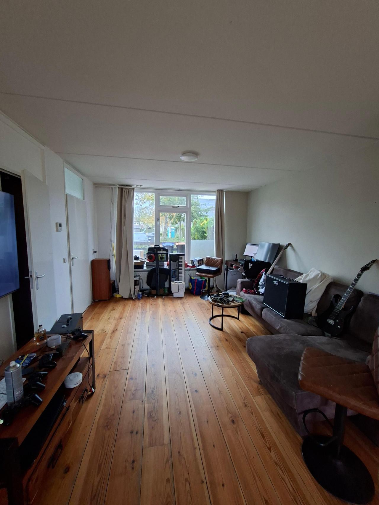 housePhoto