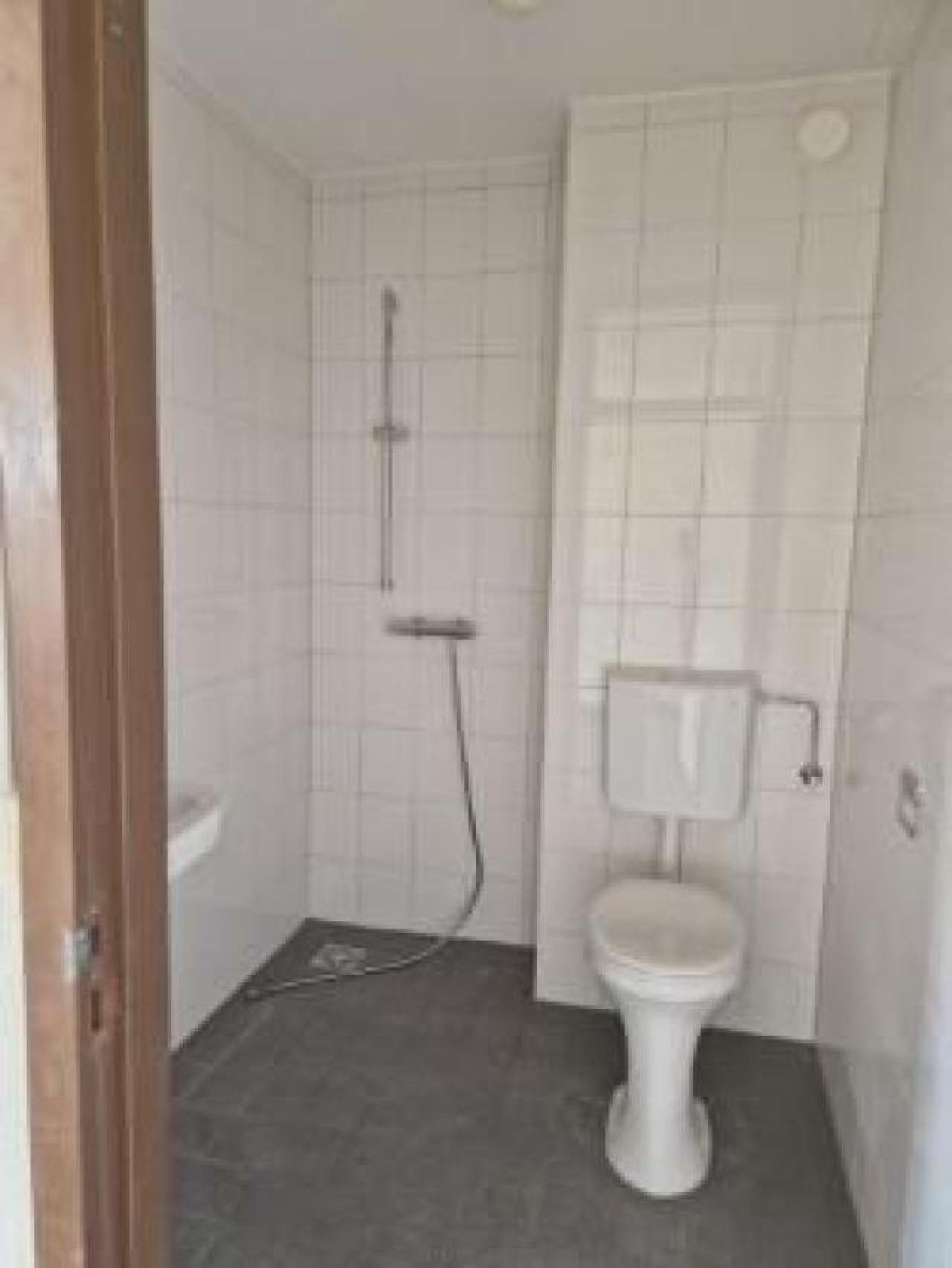 housePhoto