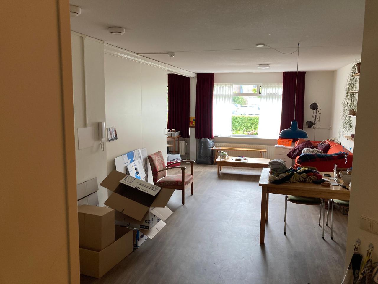 housePhoto